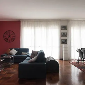 Luxurious 4bdr Penthouse Near Duomo Cathedral , Milan Italy